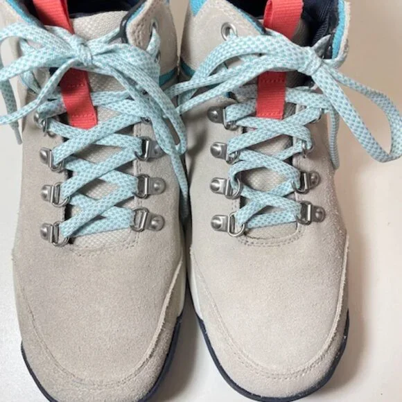 LL Bean Hiking Sneakers Size 8.5 New in Box - Picture 4 of 9